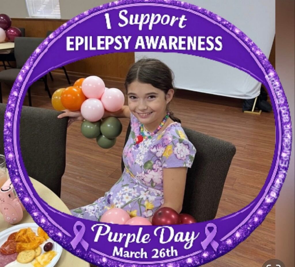 Peoples Bank of East Tennessee Supports Local Student Through Kindness Jean Fund 